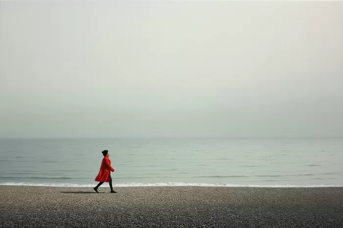 Red Silhouette II