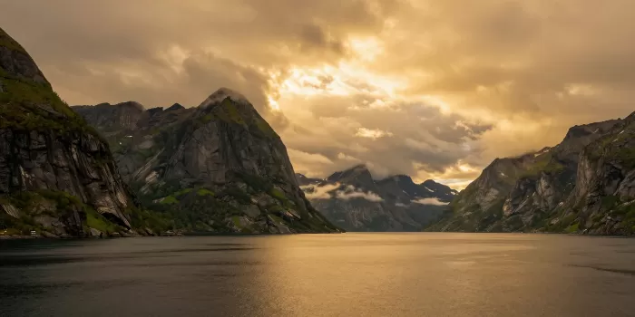 Fjord Radiance