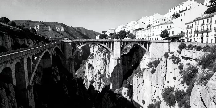 Guadalevín Chasm