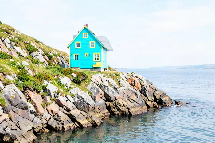 Turquoise Saltbox