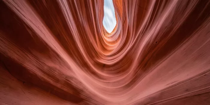 Silk Canyon Light