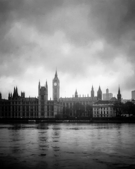 Thames Mist