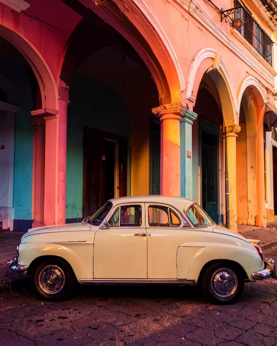 Havana Colonnade