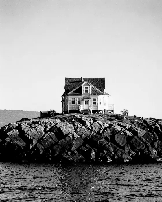 Saltbox Perch