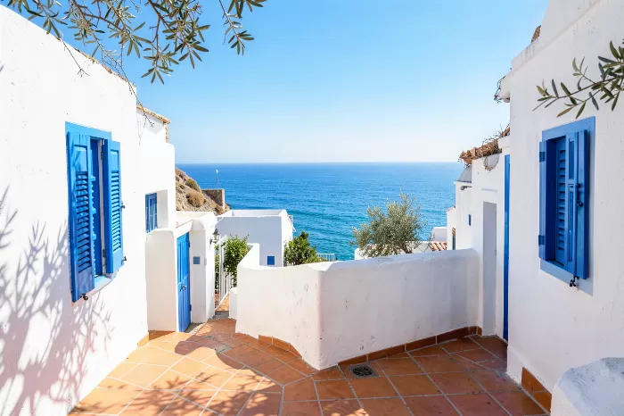 Mediterranean Walls