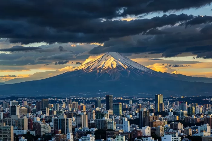 Tokyo Stormlight