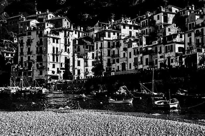Camogli Contrast