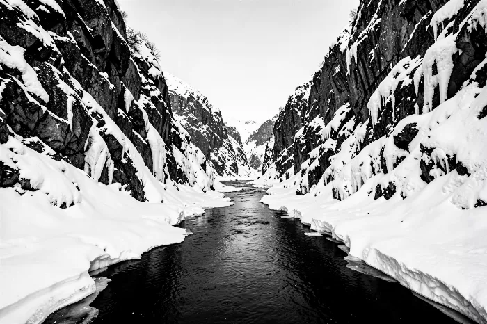 Frozen Canyon