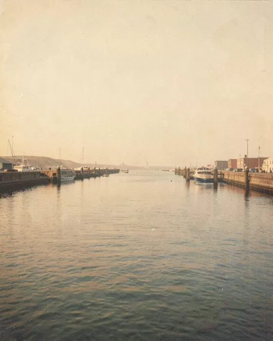 Quiet Piers