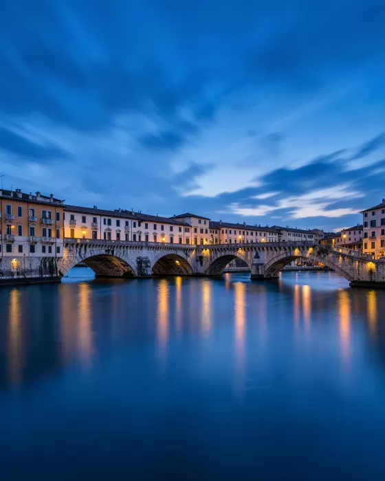 Arno Twilight