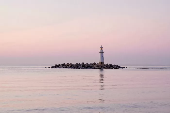 Breakwater Glow