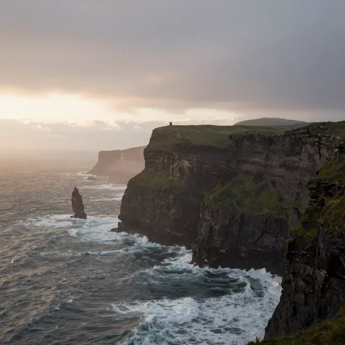 Cliff Majesty