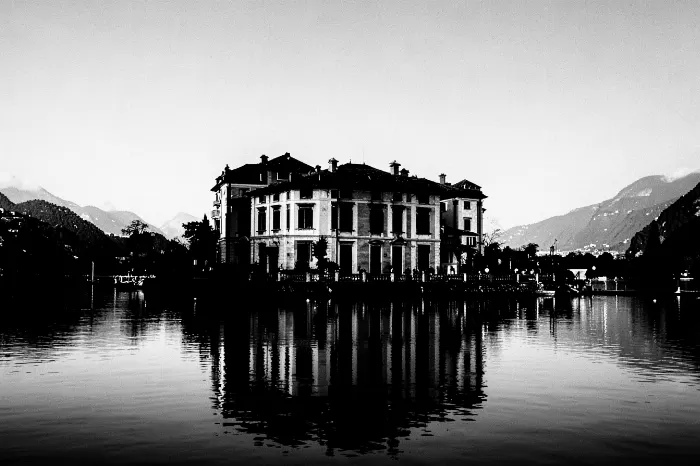 Como Silhouette