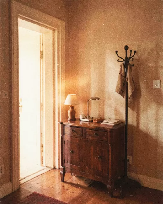 Entryway Glow