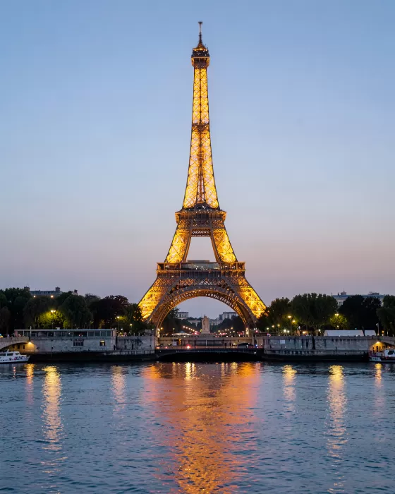 Seine Glow