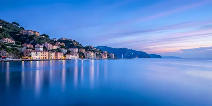 Harbour Bluehour