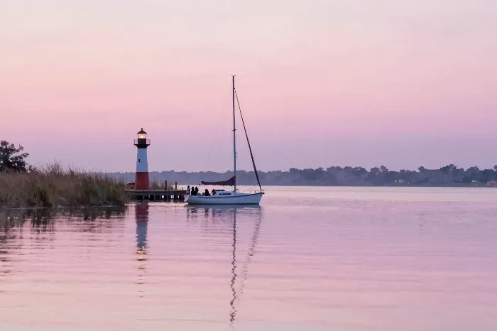 Lighthouse Serenity