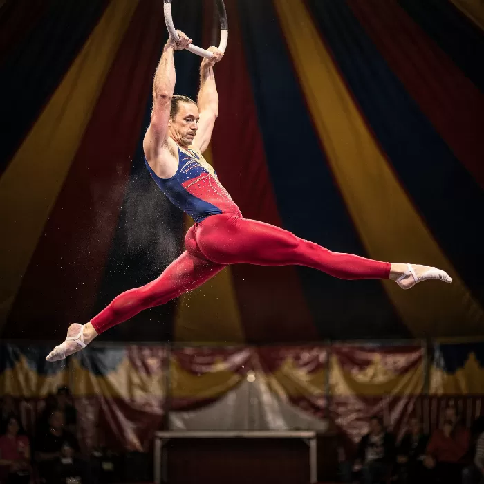 Trapeze Light