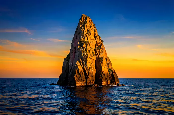 Amber Monolith